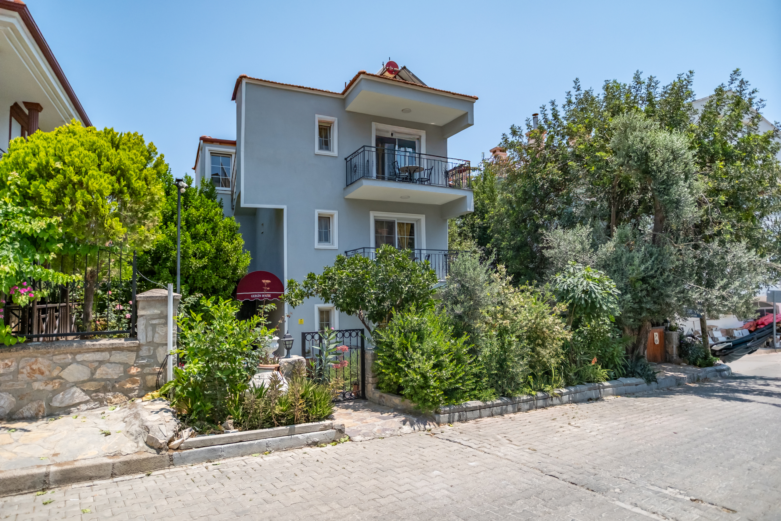 6 Datça’da Otel Ruhsatlı, Denize Yakın, Hazır Ticari Yatırım Fırsatı