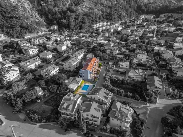 İçmeler’de Havuzlu Butik Sitede Geniş 135m² Net 3+1