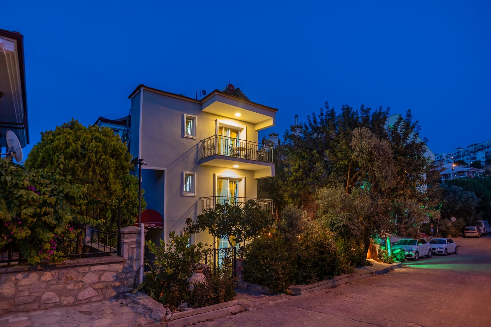 otel ve turistik tesis satın alırken
