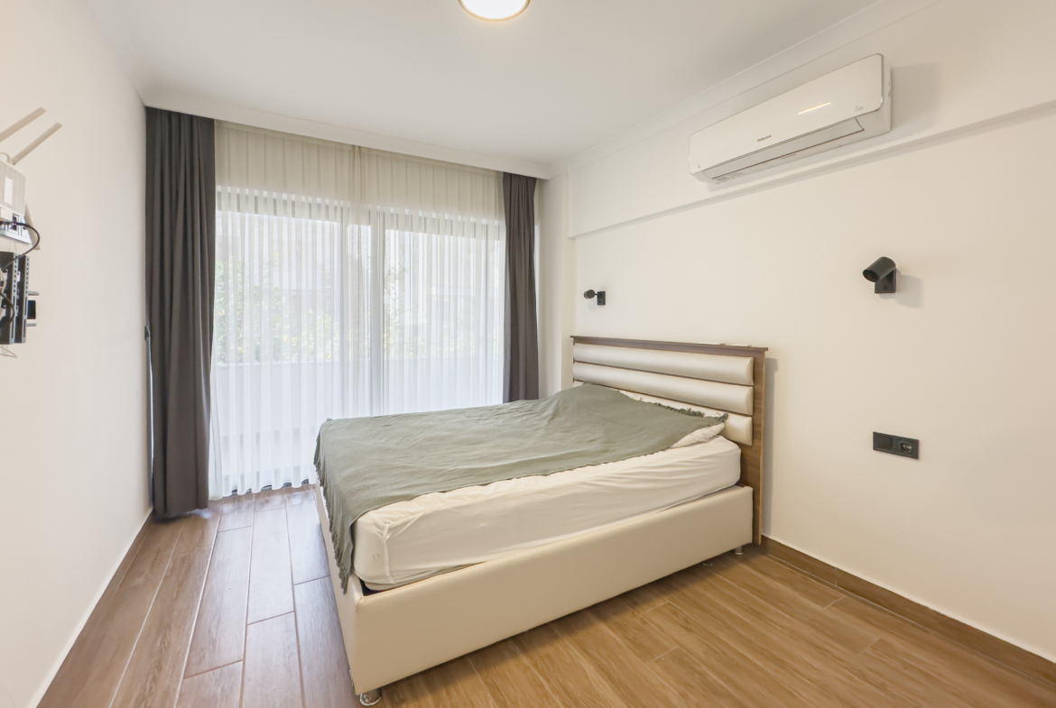 Marmaris Sarıana’da Marinaya 2 dk Müstakil Bahçeli 2+1