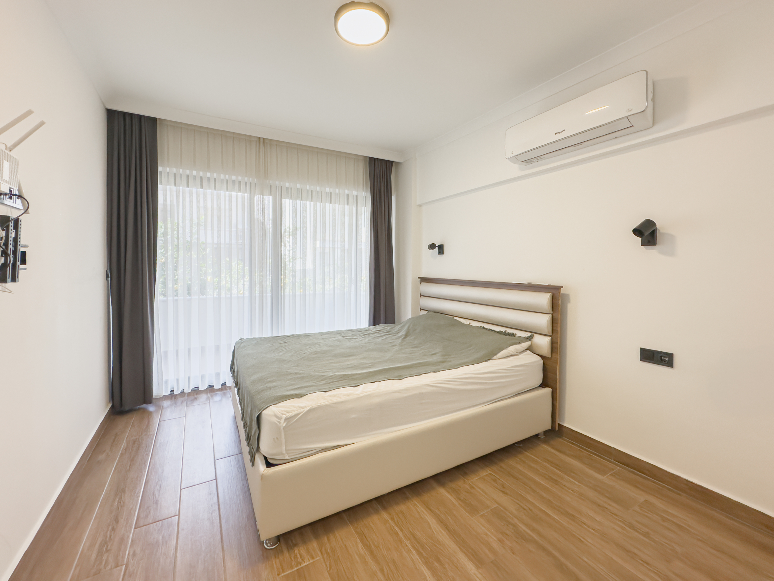 19 Marmaris Sarıana’da Marinaya 2 dk Müstakil Bahçeli 2+1