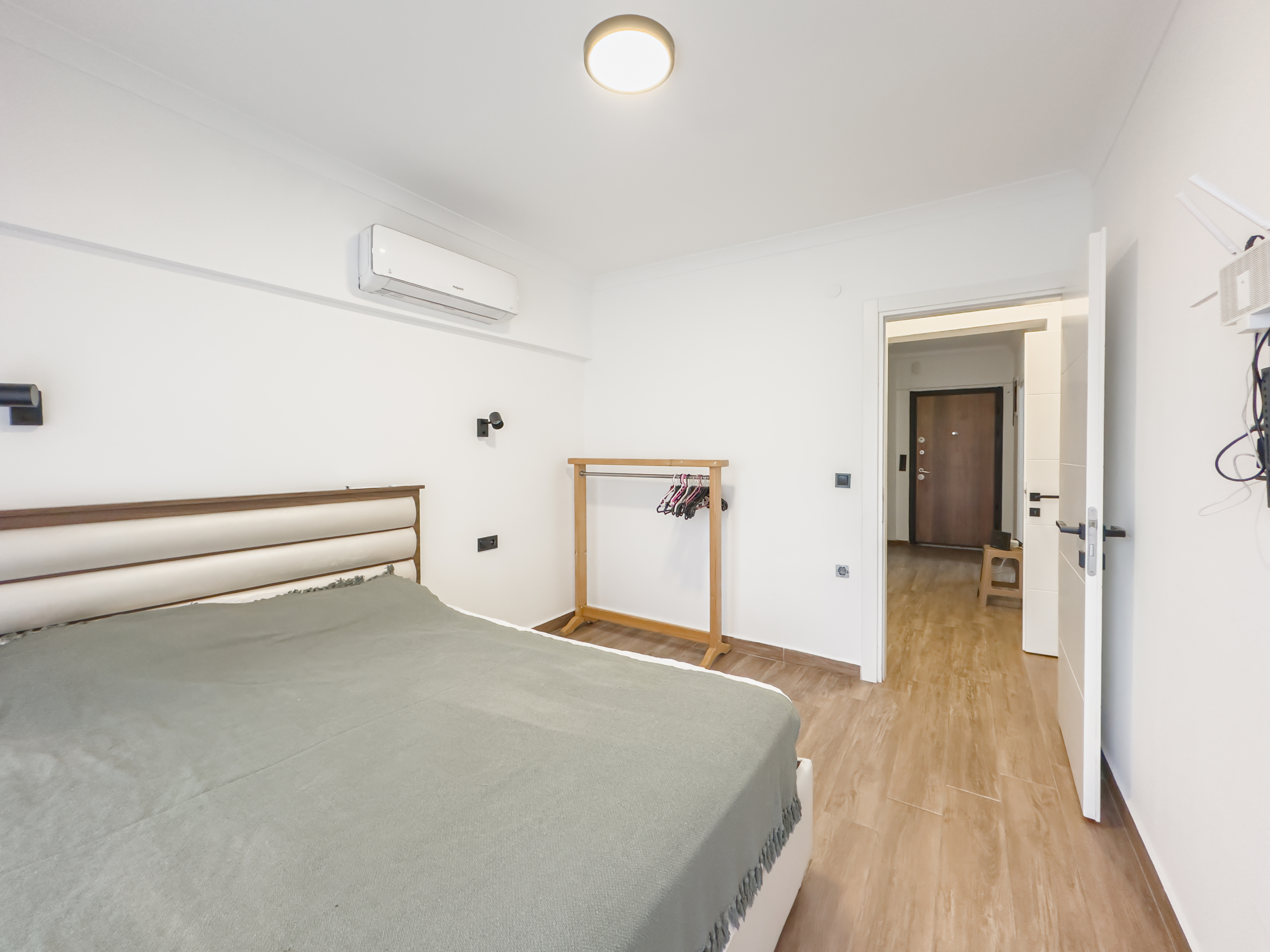 20 Marmaris Sarıana’da Marinaya 2 dk Müstakil Bahçeli 2+1