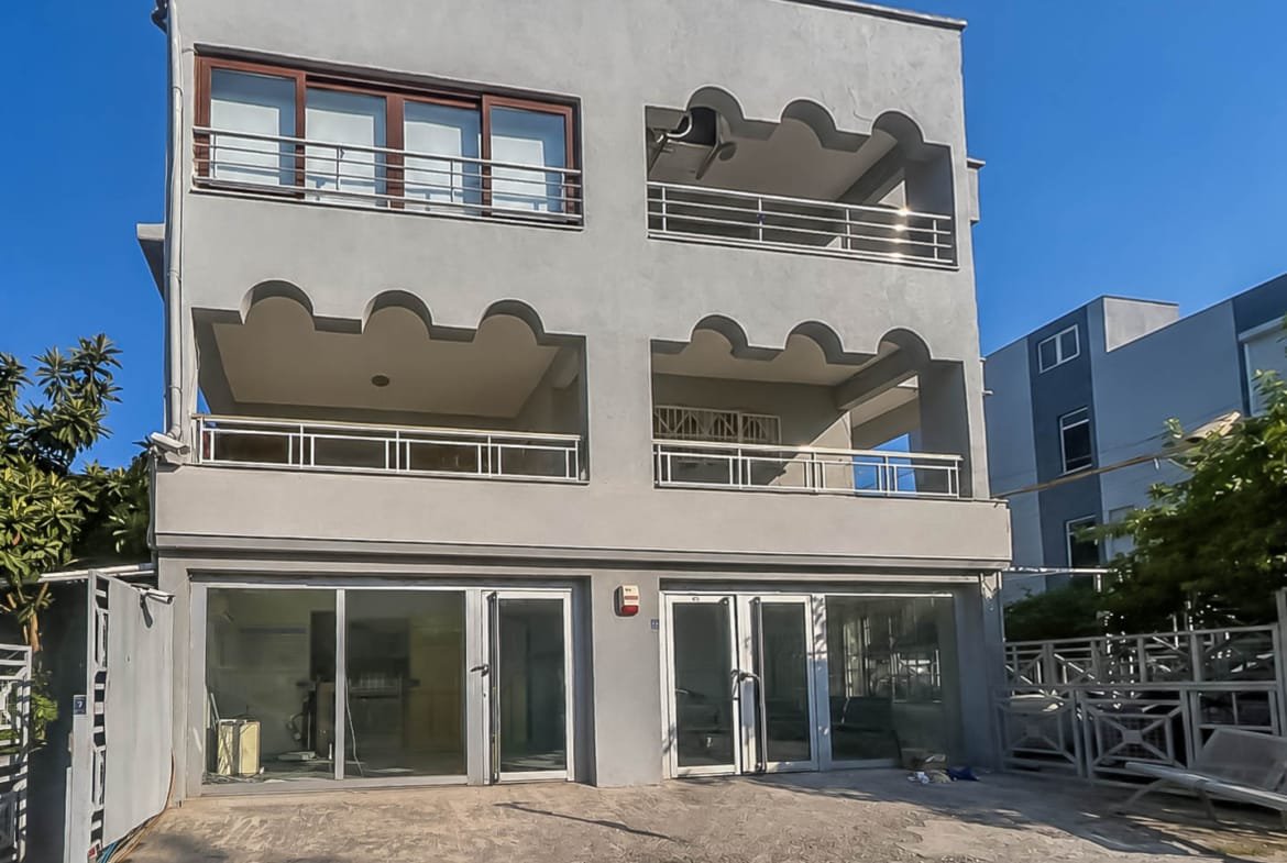 Marmaris Çıldır Mahallesi’nde 140 m² Kiralık Çift Dükkan