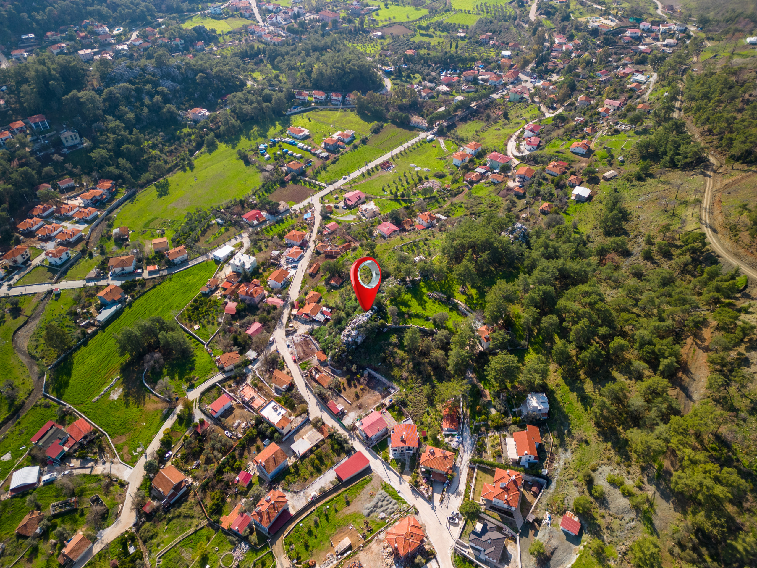 Marmaris Hisarönünde Deniz Manzaralı | Köy İçi İmarlı | 2.214 m2