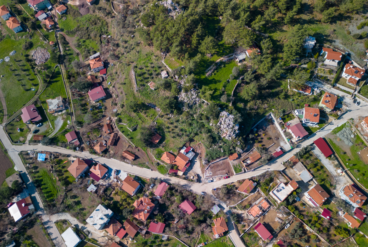 Marmaris Hisarönünde Deniz Manzaralı | Köy İçi İmarlı | 2.214 m2
