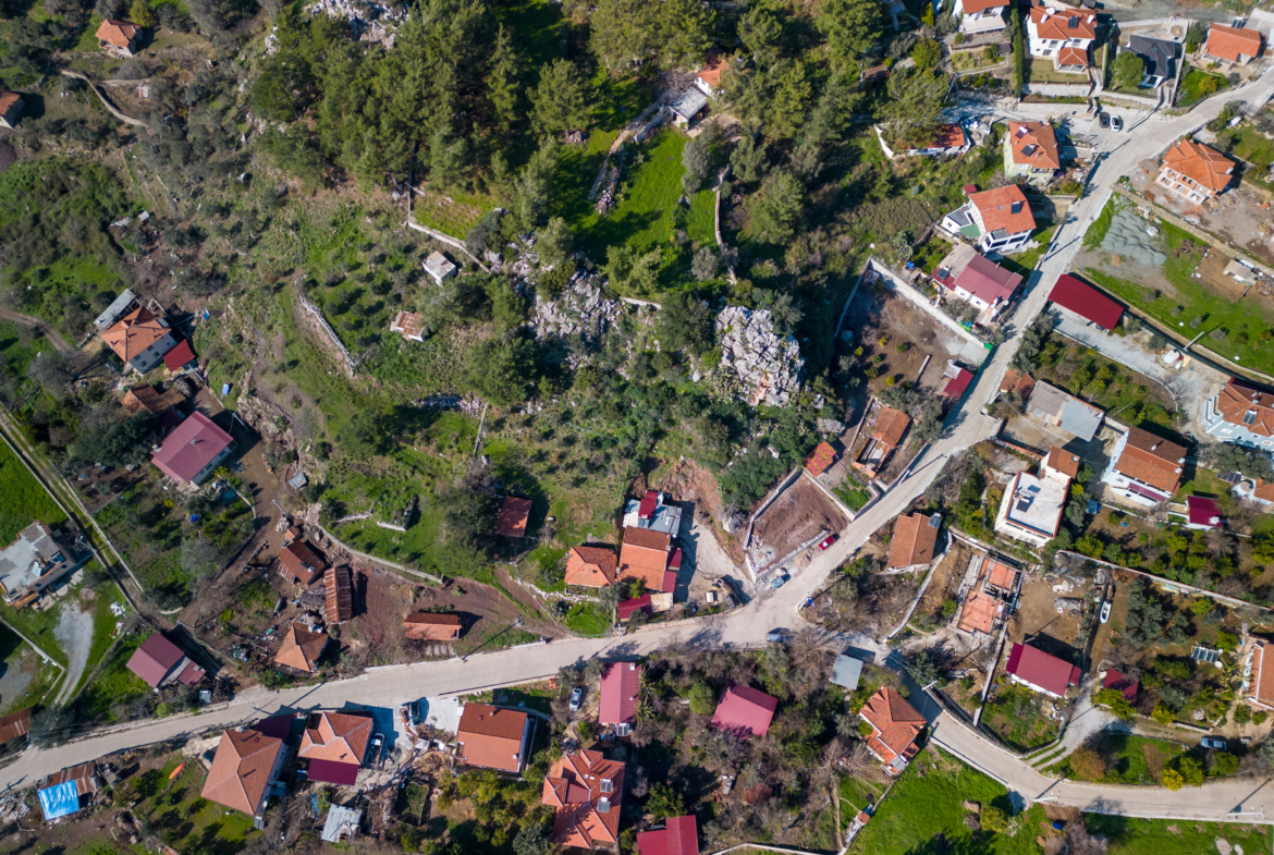 Marmaris Hisarönünde Deniz Manzaralı | Köy İçi İmarlı | 2.214 m2