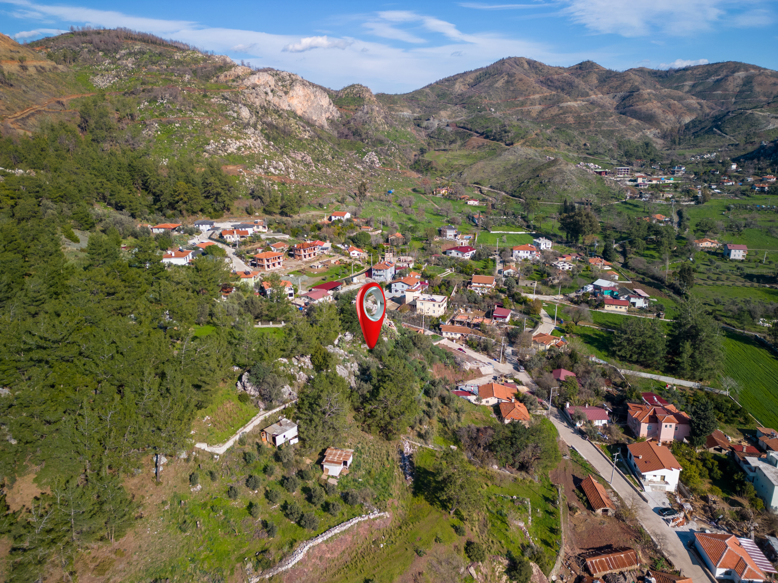 Marmaris Hisarönünde Deniz Manzaralı | Köy İçi İmarlı | 2.214 m2