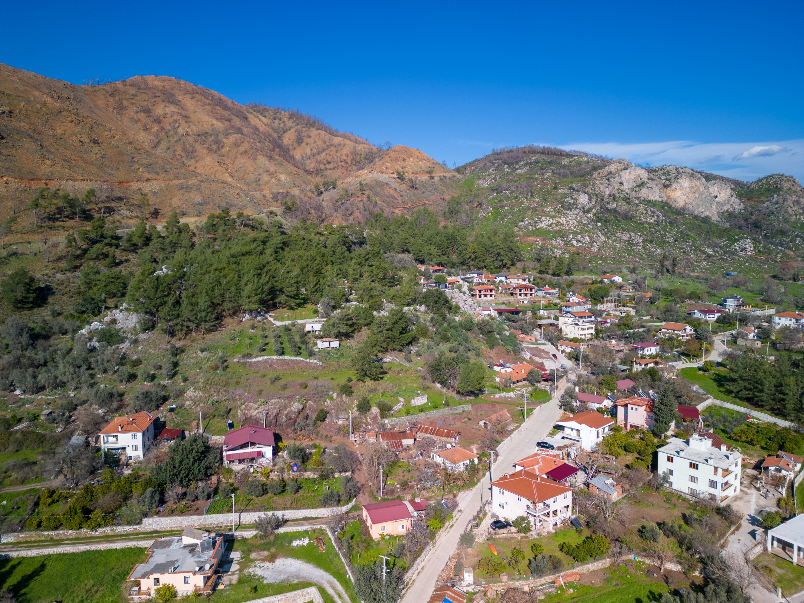 Marmaris Hisarönünde Deniz Manzaralı | Köy İçi İmarlı | 2.214 m2
