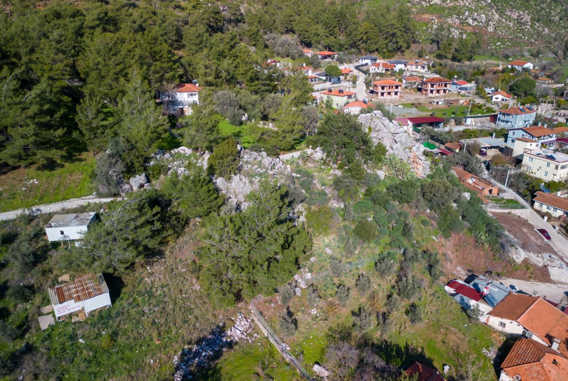 Marmaris Hisarönünde Deniz Manzaralı | Köy İçi İmarlı | 2.214 m2