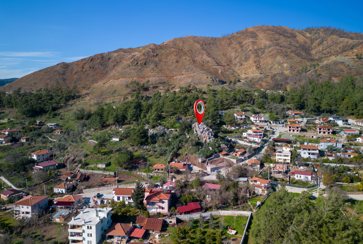 Marmaris Hisarönünde Deniz Manzaralı | Köy İçi İmarlı | 2.214 m2