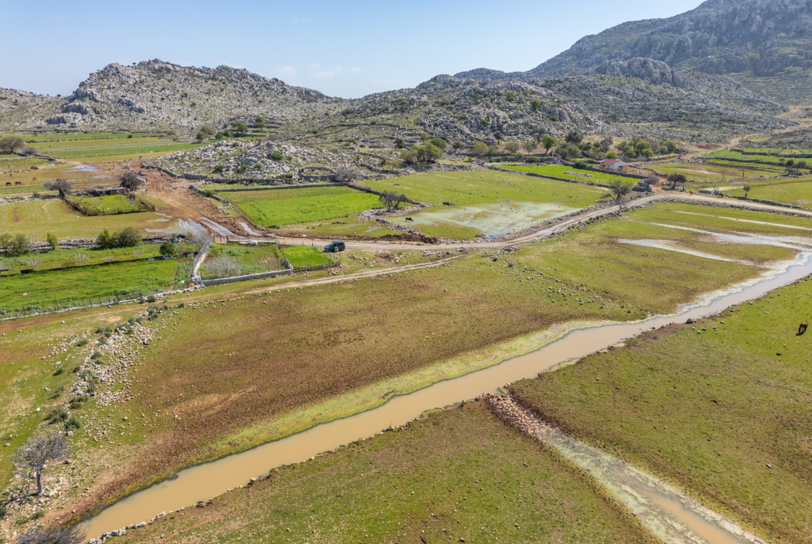 Marmaris Taşlıca’da Yola Cepheli Yatırımlık 447m² Tarla