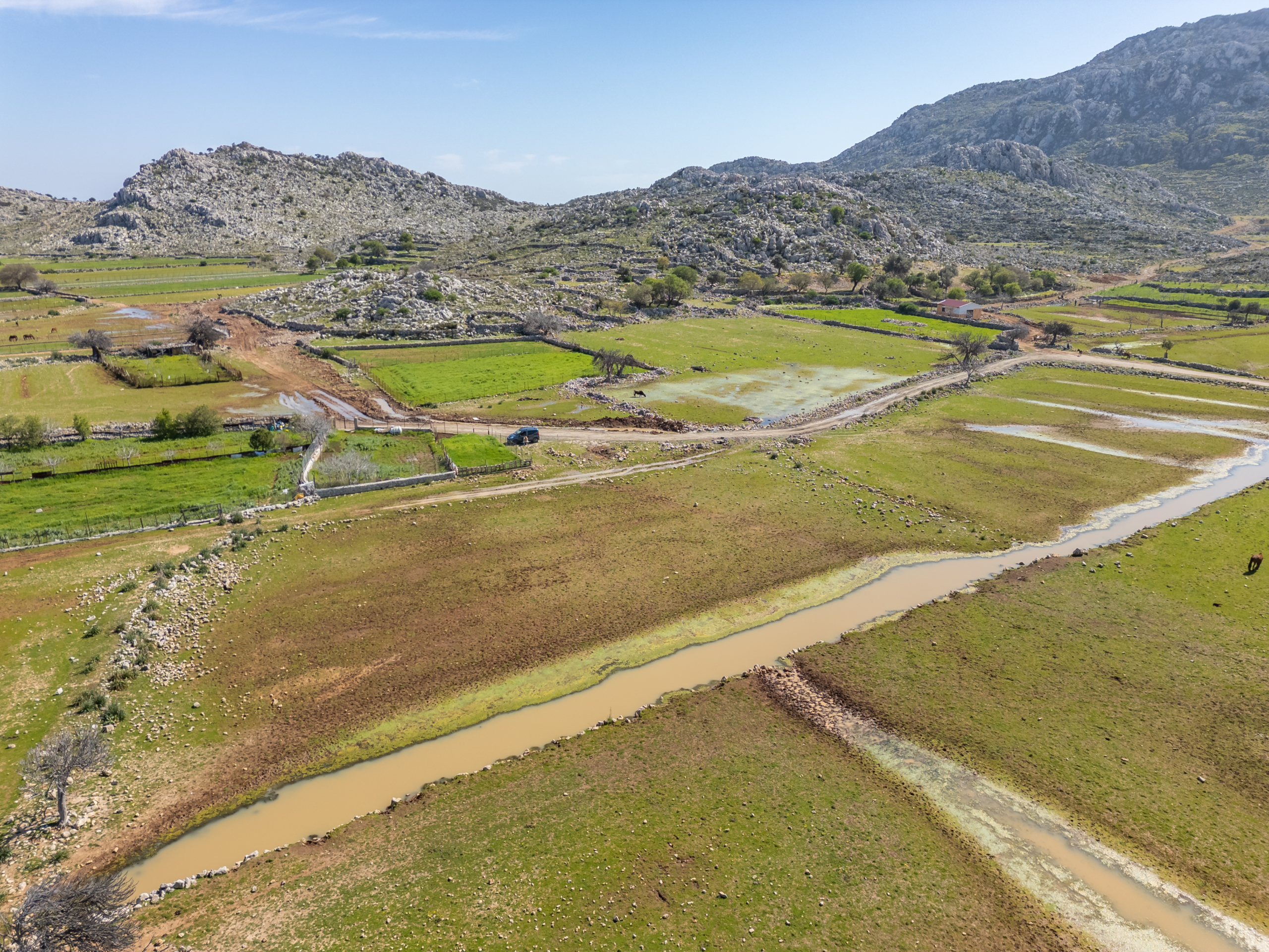 Marmaris Taşlıca’da Yola Cepheli Yatırımlık 447m² Tarla