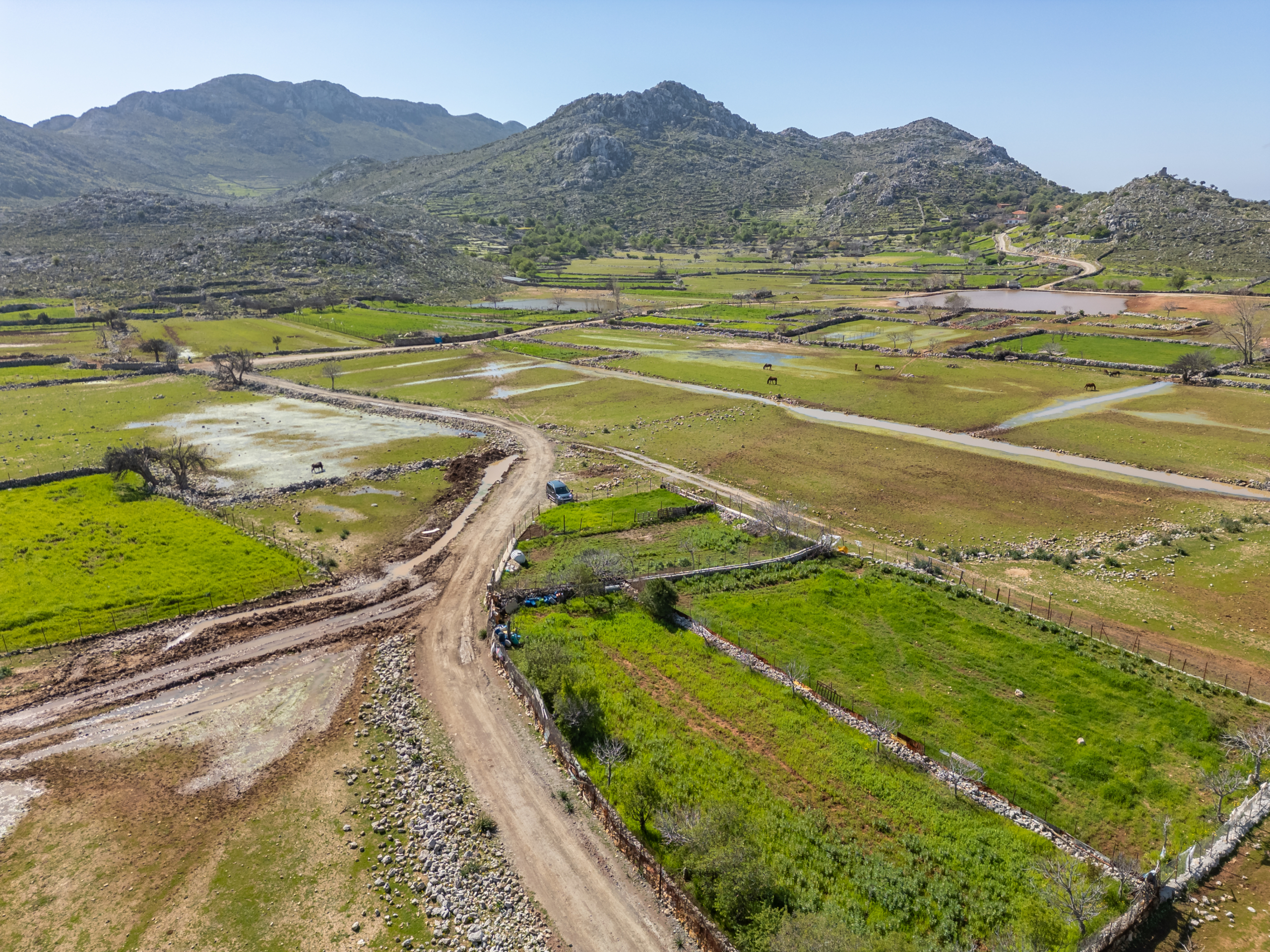 Marmaris Taşlıca’da Yola Cepheli Yatırımlık 447m² Tarla