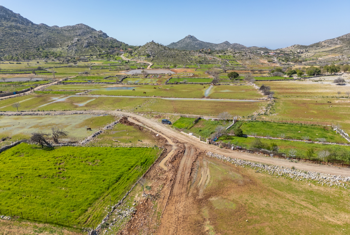 Marmaris Taşlıca’da Yola Cepheli Yatırımlık 447m² Tarla