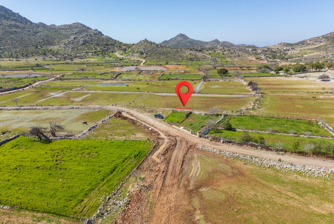 Marmaris Taşlıca’da Yola Cepheli Yatırımlık 447m² Tarla