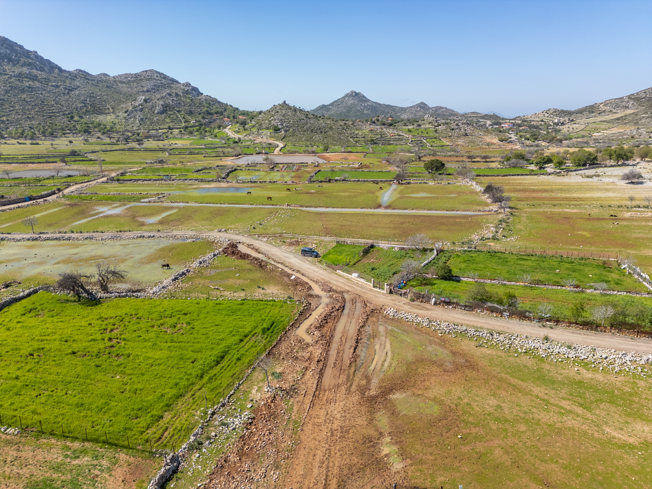 Marmaris Taşlıca’da Yola Cepheli Yatırımlık 447m² Tarla