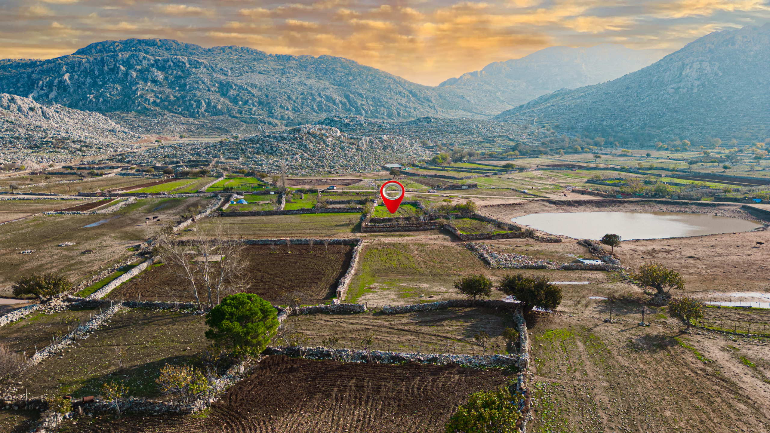 Marmaris Taşlıcada 638 m² Müstakil Tapulu Satılık Tarla