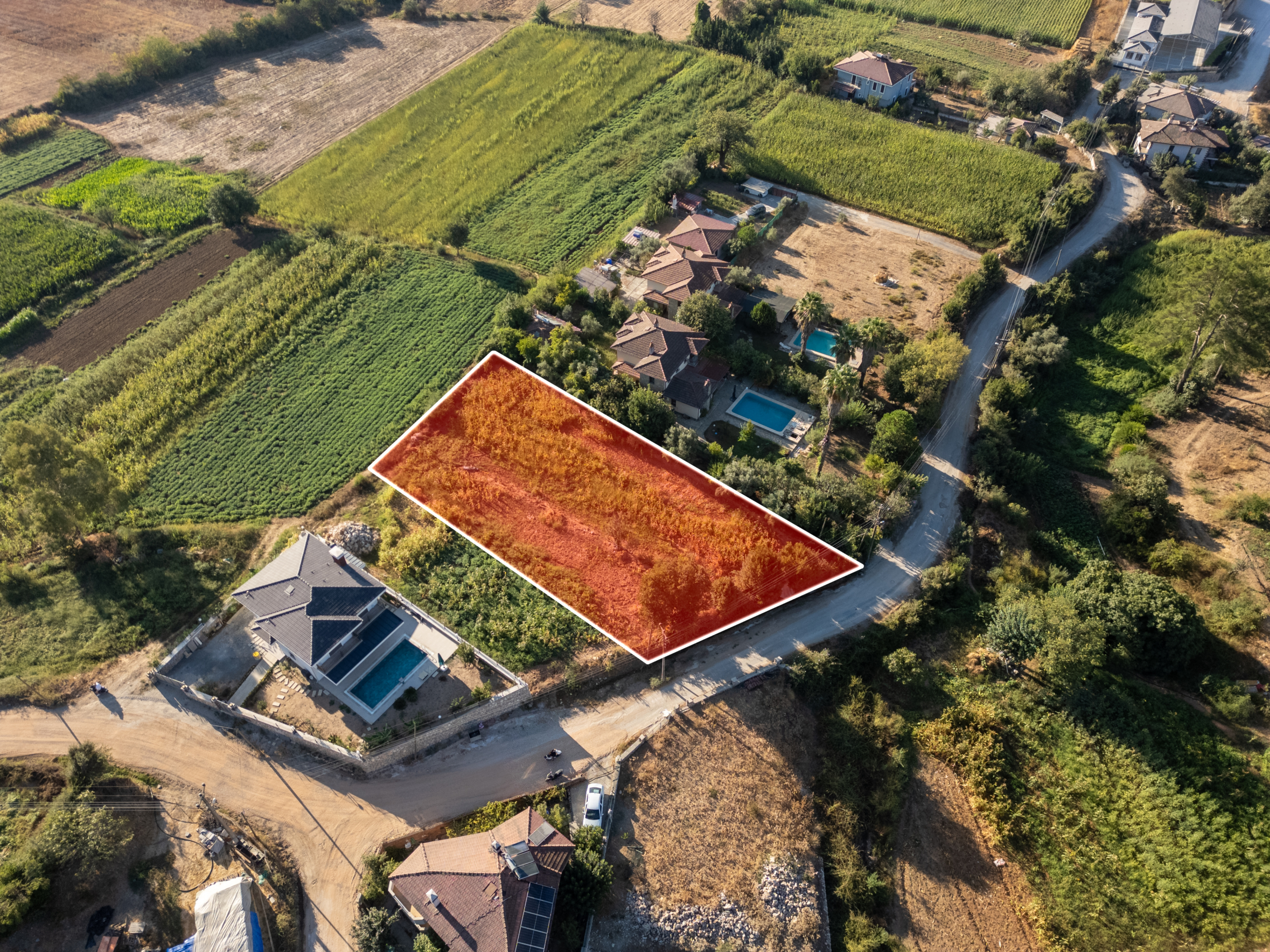 Marmaris Çetibeli’de 1.120 m2 Villa Projesine Uygun İmarlı Arsa
