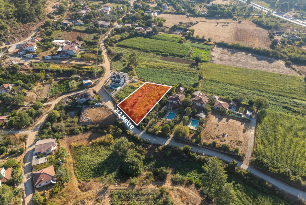 Marmaris Çetibeli’de 1.120 m2 Villa Projesine Uygun İmarlı Arsa