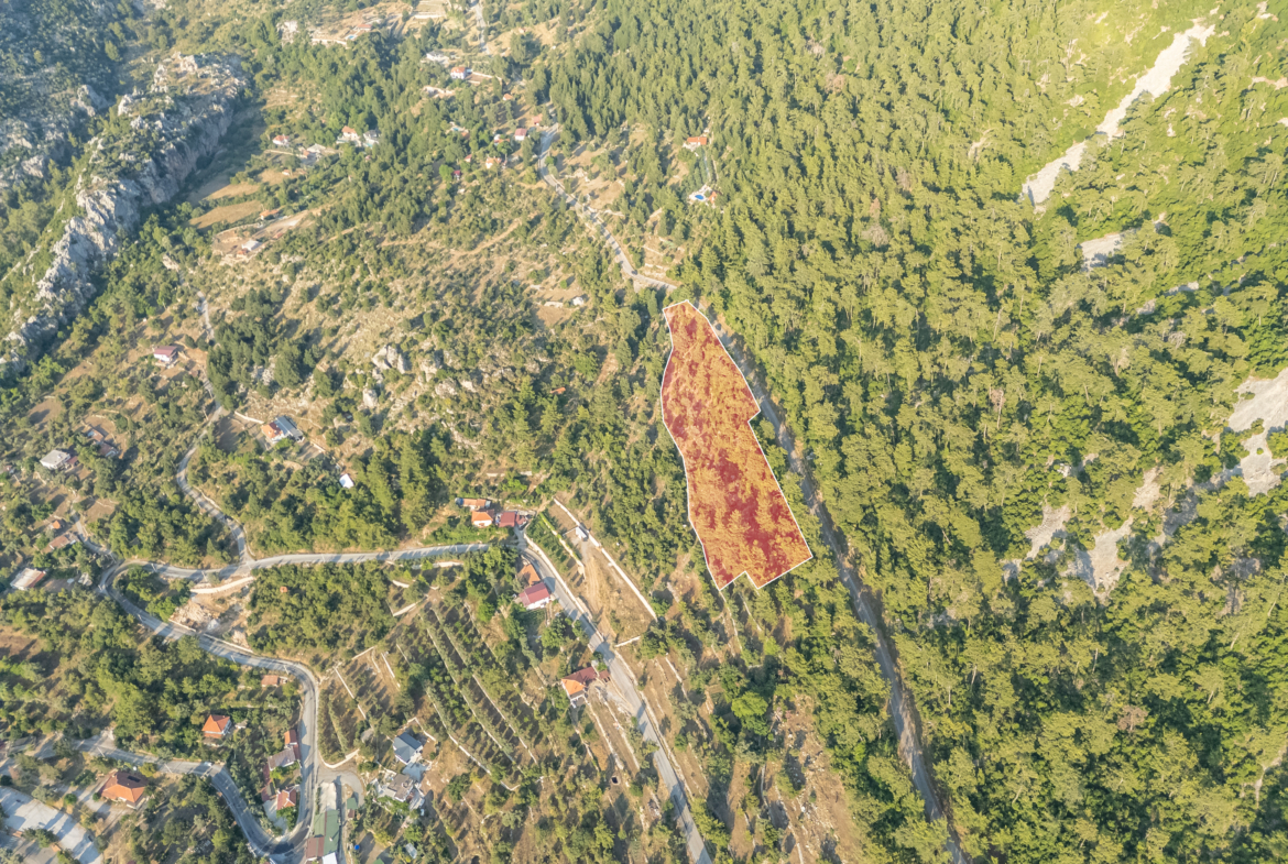 Marmaris Bayırda Çiftlik Koyu Yolu Üzeri 6.713 m2 Arazi
