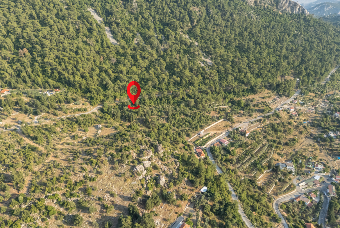 Marmaris Bayırda Çiftlik Koyu Yolu Üzeri 6.713 m2 Arazi