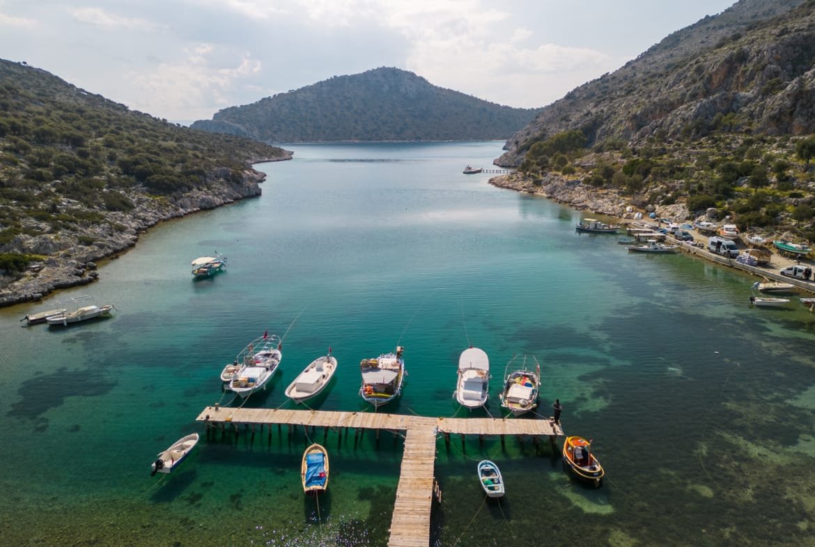 Marmaris Taşlıca’da Kadastral Yola Cepheli Yatımlık Tarla