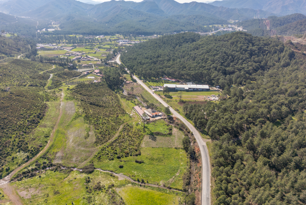 Marmaris Karayolu Üzeri Satılık 5.300 m² Yatırımlık Kupon Arazi