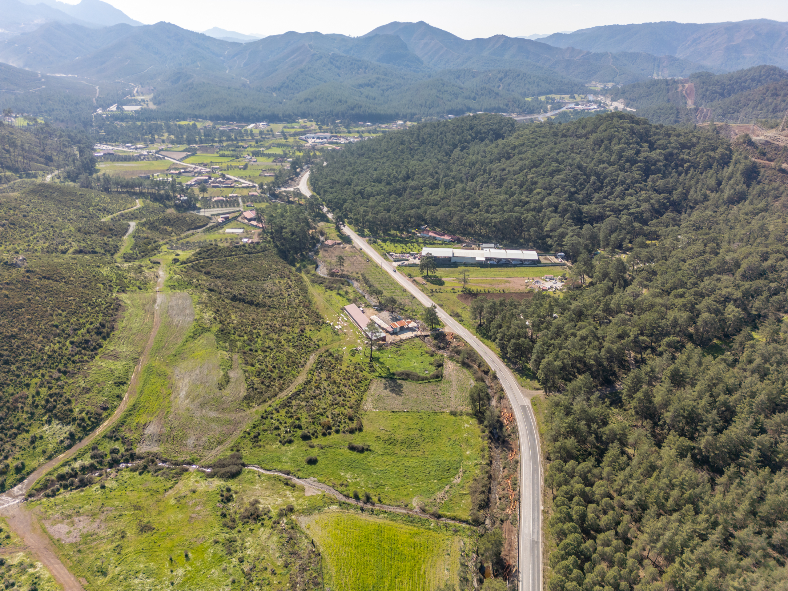 DJI_0827 Marmaris Karayolu Üzeri Satılık 5.300 m² Yatırımlık Kupon Arazi