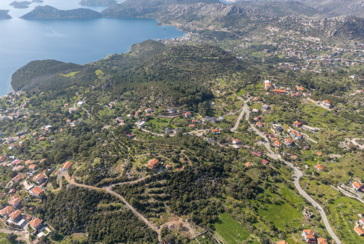 Marmaris Söğütte Deniz ve Cumhuriyet Manzaralı 3.914 m² Arazi