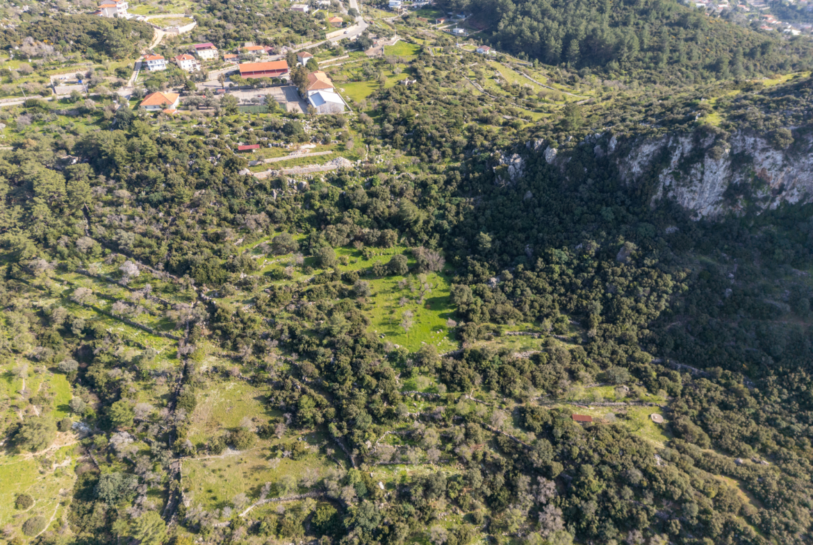 Söğüt Cumhuriyet Yolu Üzerinde 2.244 m² Müstakil Tapulu Yatırım