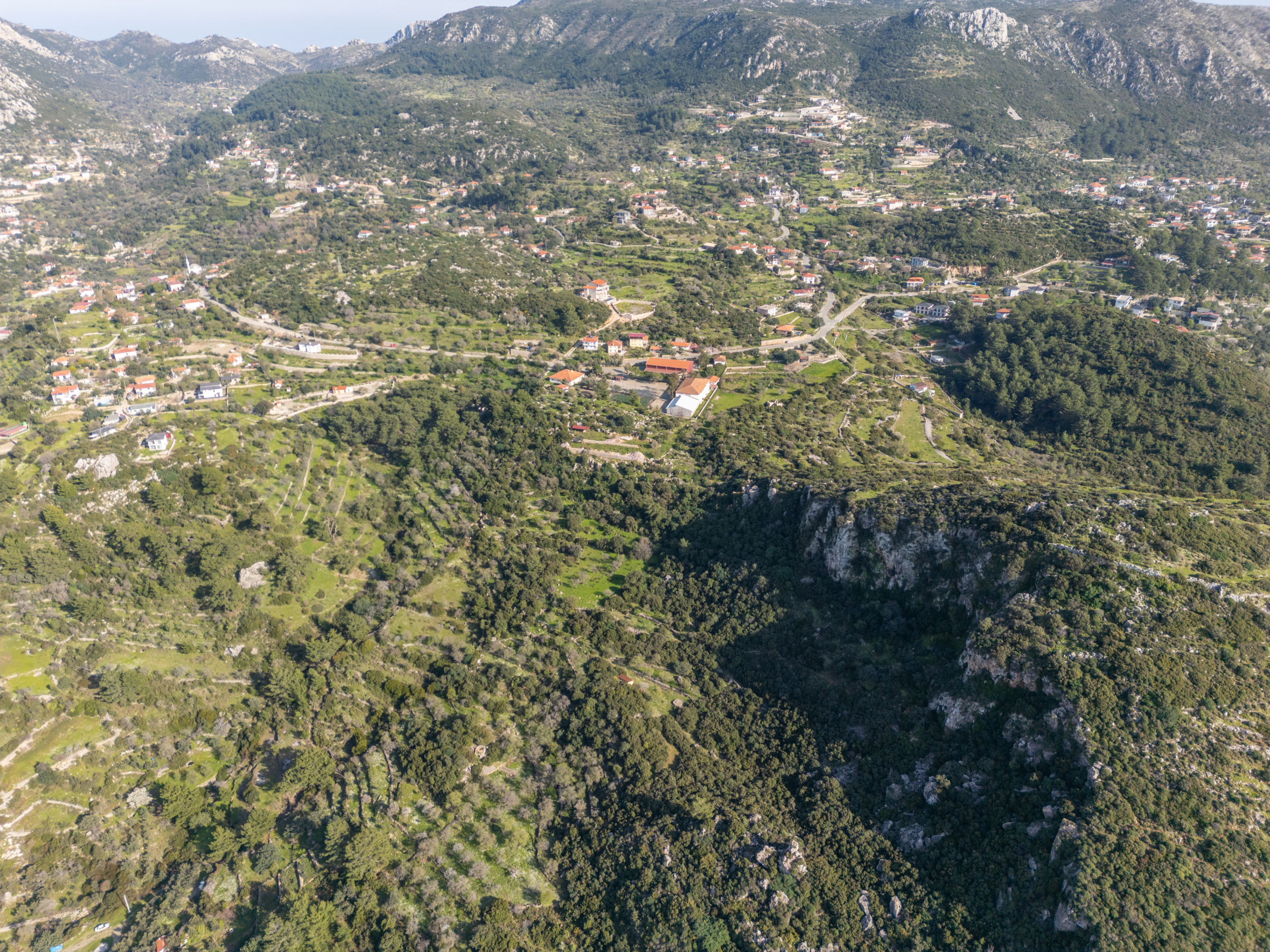 DJI_0897 Söğüt Cumhuriyet Yolu Üzerinde 2.244 m² Müstakil Tapulu Yatırım
