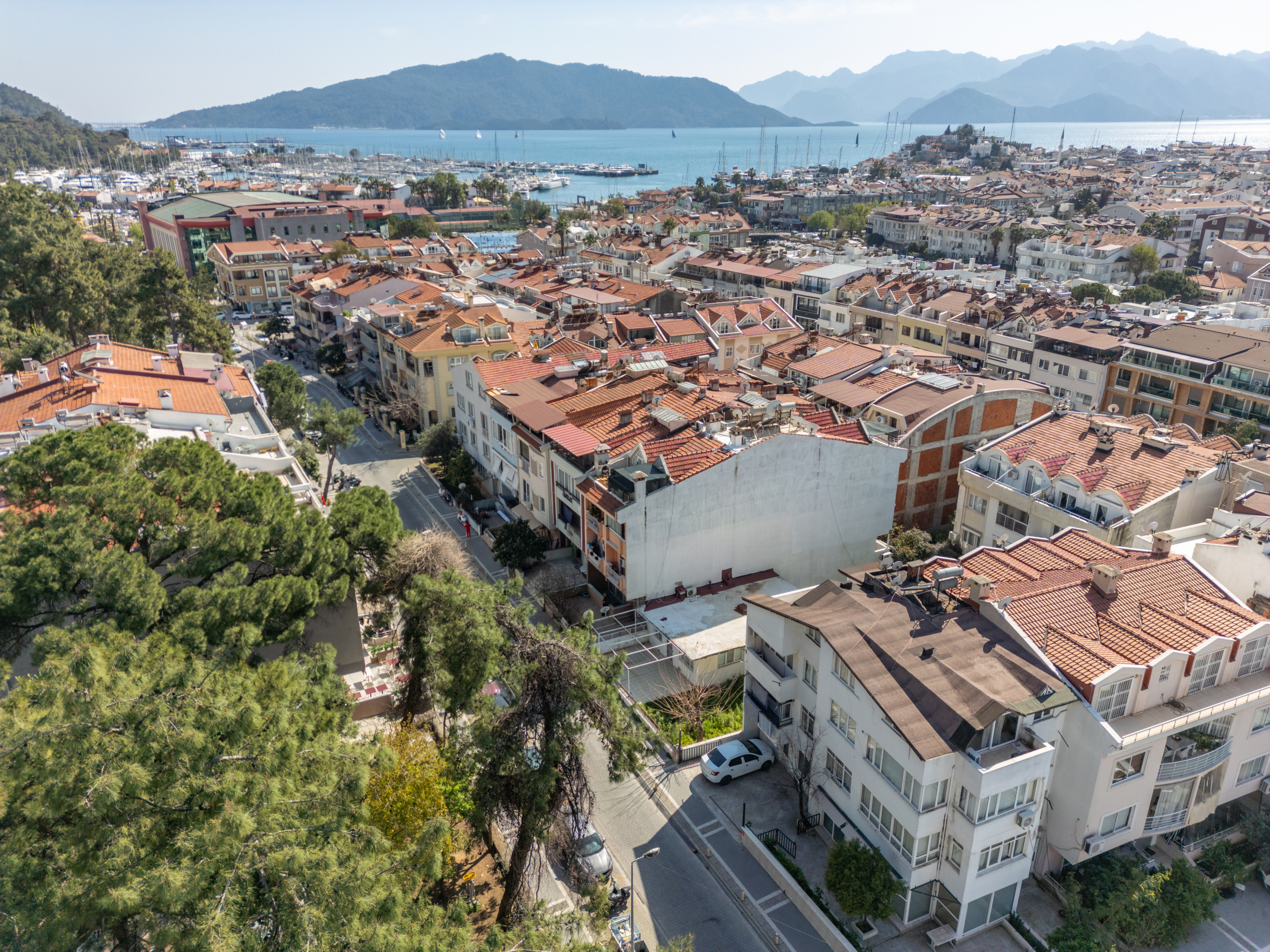 DJI_0912 Marmaris Sarıana’da Marinaya 2 dk Müstakil Bahçeli 2+1