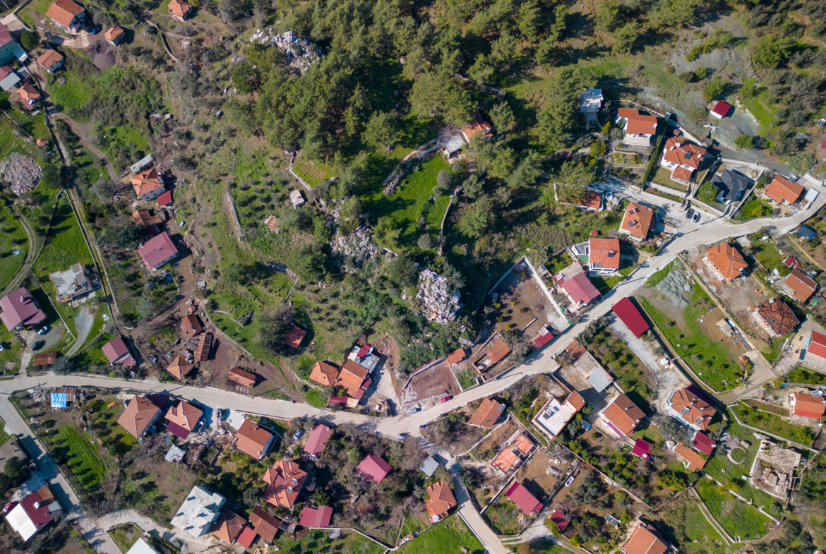 Marmaris Hisarönünde Deniz Manzaralı | Köy İçi İmarlı | 2.214 m2