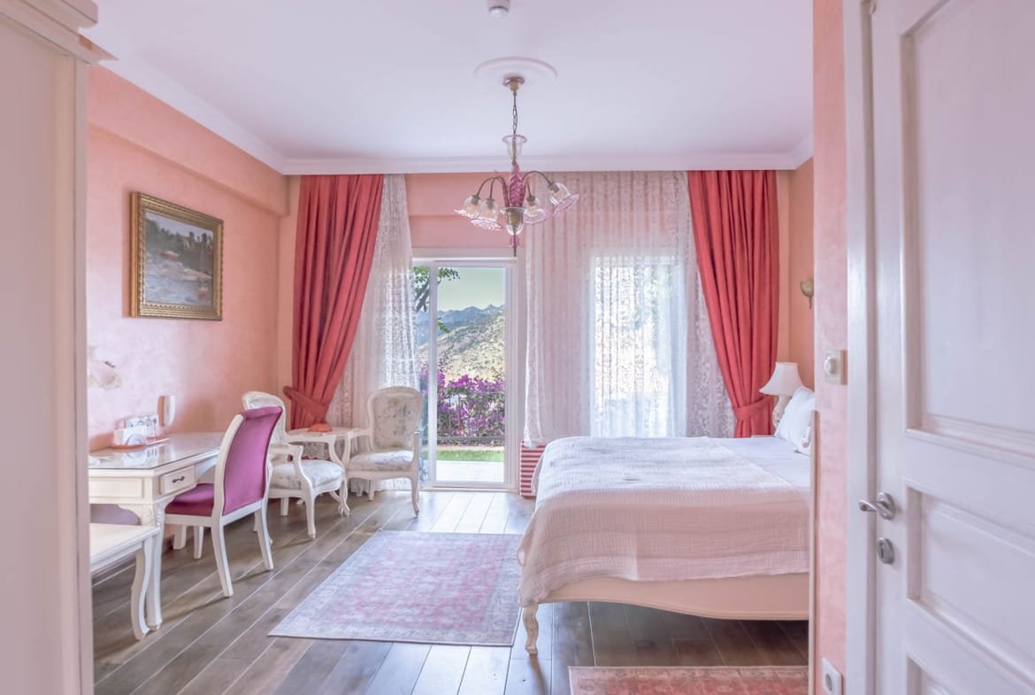 Selimiye’de Satılık Butik Otel