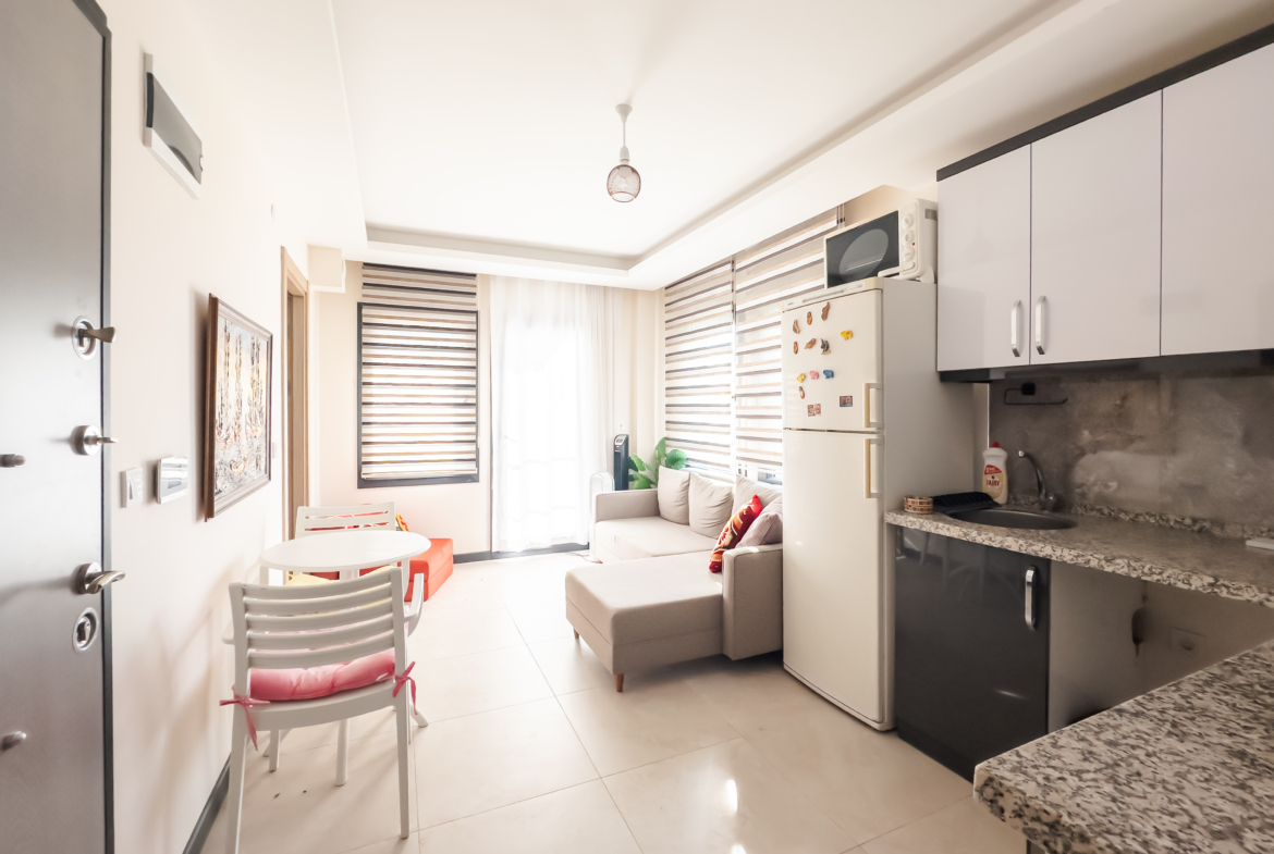 Ula Gökovada Havuzlu Sitede 1+1 Eşyalı Satılık Daire
