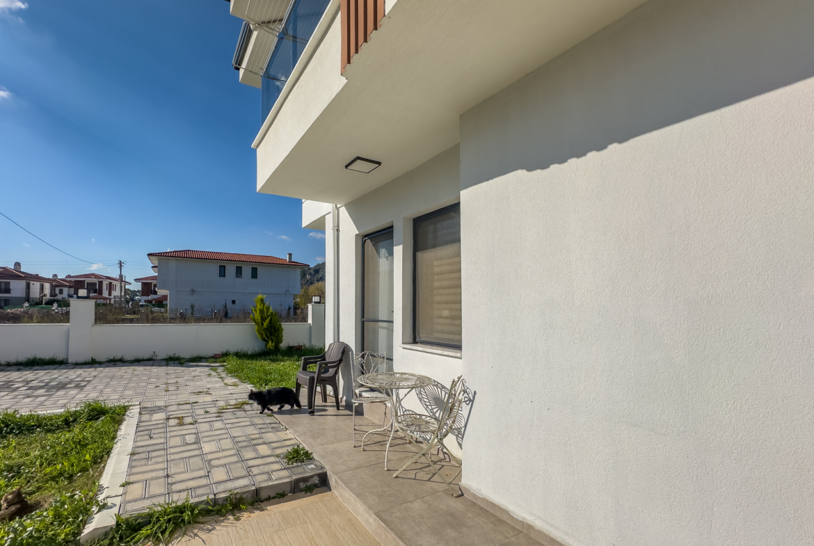 Ula Gökovada Havuzlu Sitede 1+1 Eşyalı Satılık Daire