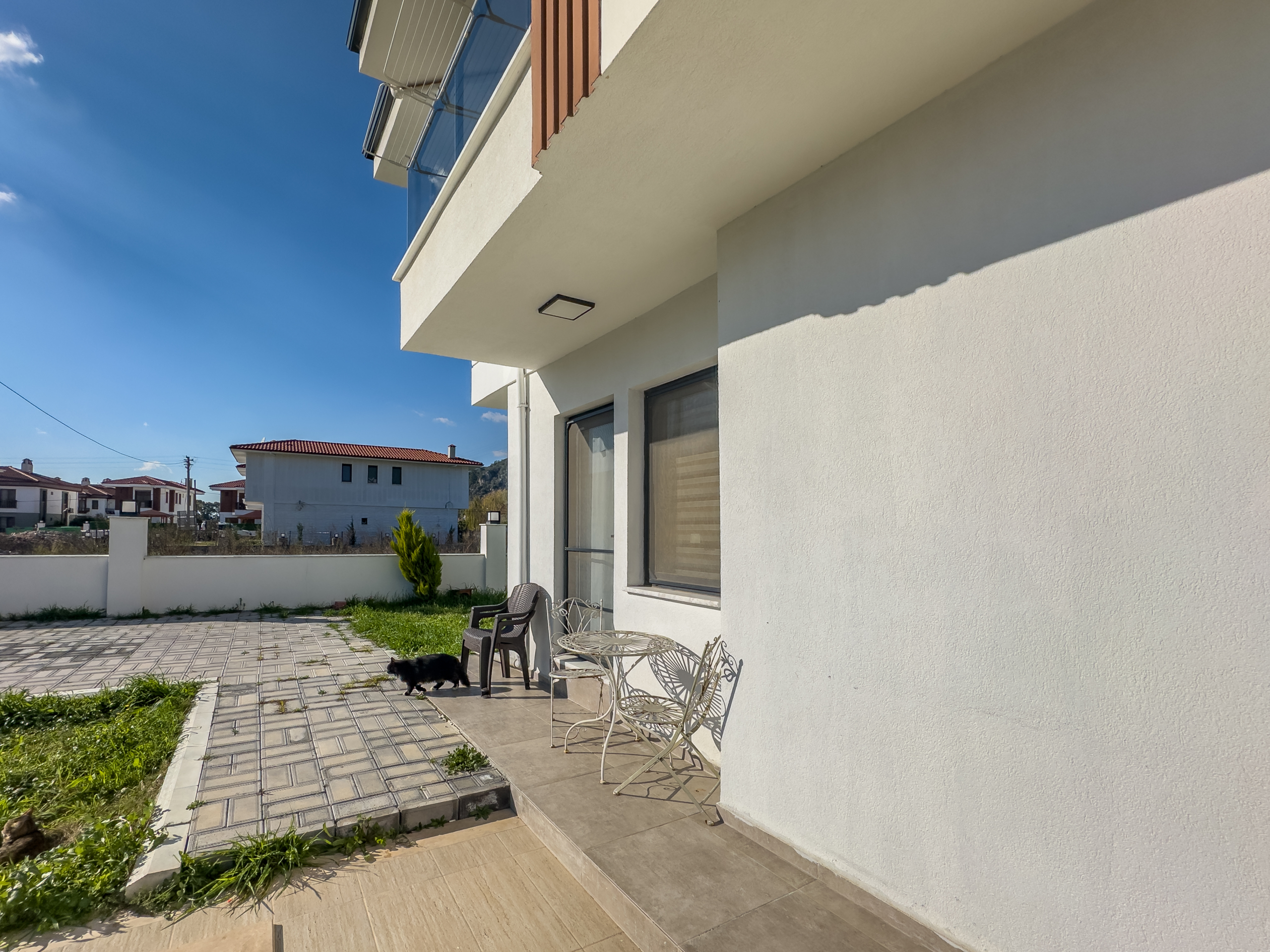 Ula Gökovada Havuzlu Sitede 1+1 Eşyalı Satılık Daire