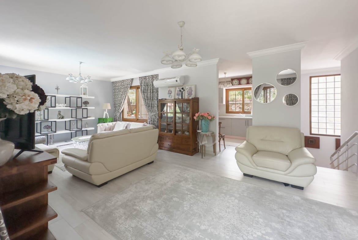 Marmaris İçmeler’de Havuzlu Site İçerisinde Eşyalı Kiralık 3+1 Bahçe Dubleksi