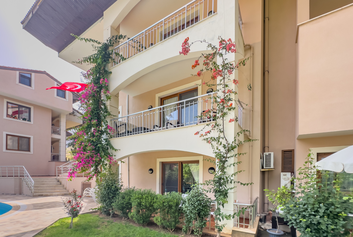 Marmaris İçmeler’de Havuzlu Butik Sitede 3+1 Bahçe Dubleksi