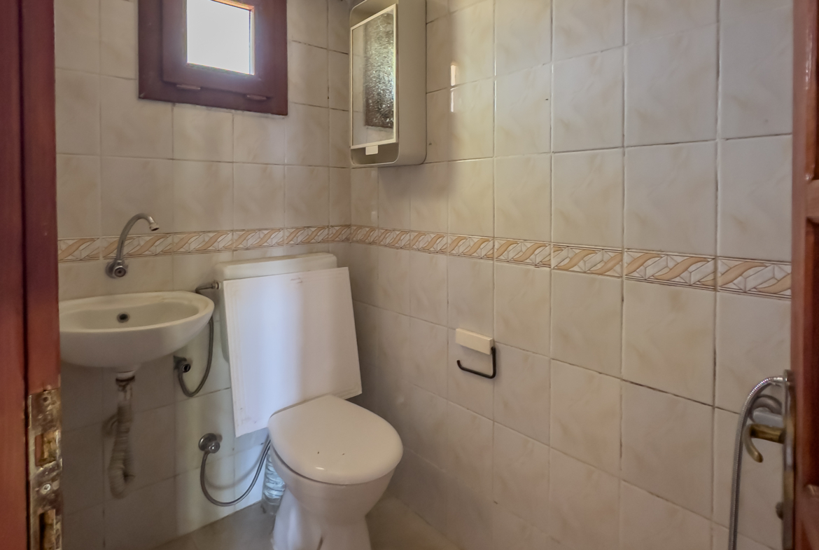 Datça Karaköy’de Deniz Manzaralı Bahçeli 1+1 Kiralık Müstakil Ev