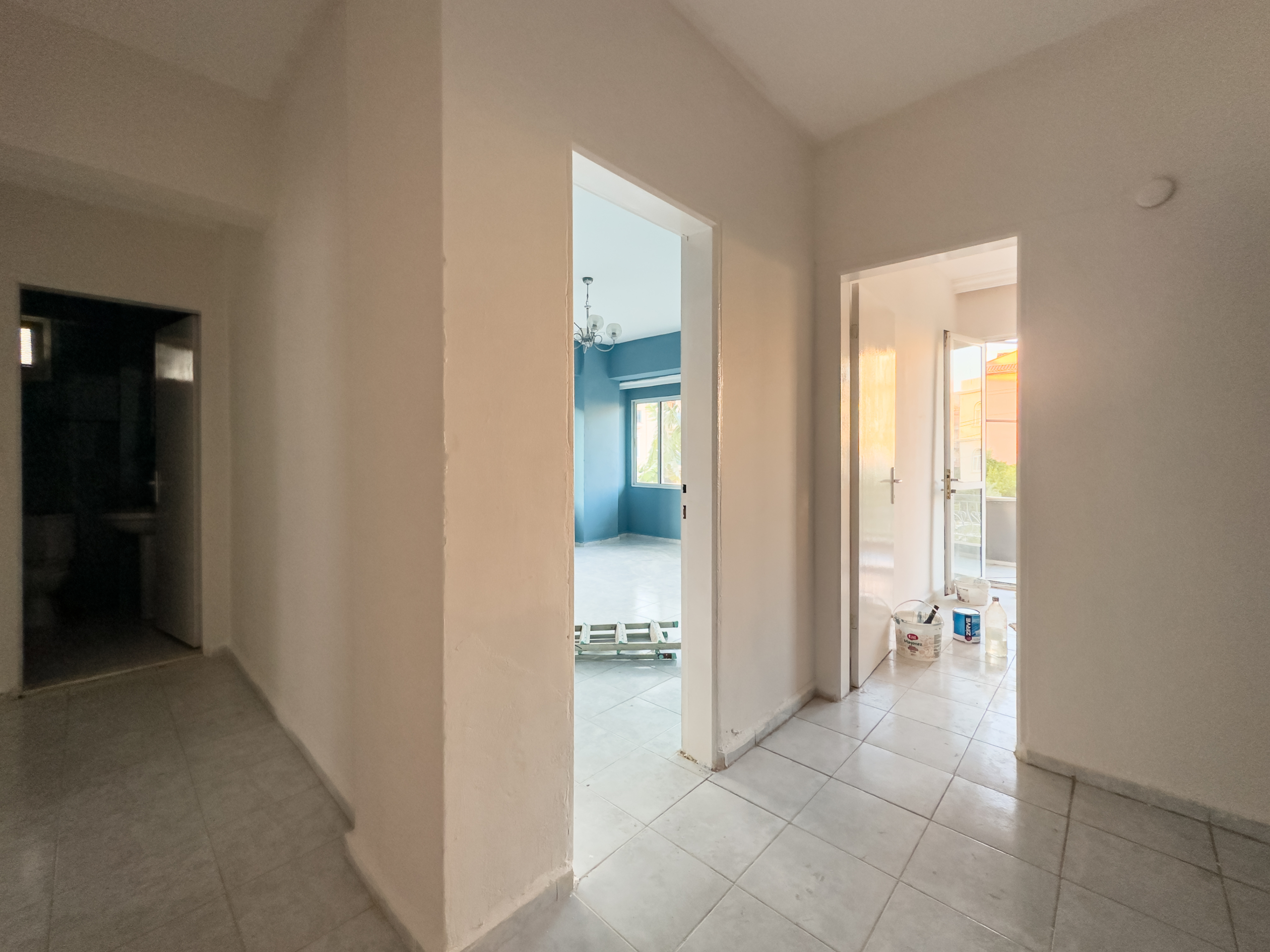 IMG_3057 Çıldır Mahallesi Sahile Yakın 2+1 Ara Kat Kiralık Daire