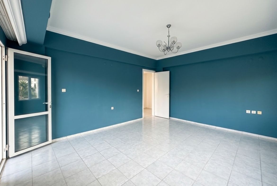 Çıldır Mahallesi Sahile Yakın 2+1 Ara Kat Kiralık Daire