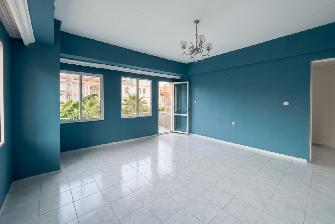 Çıldır Mahallesi Sahile Yakın 2+1 Ara Kat Kiralık Daire