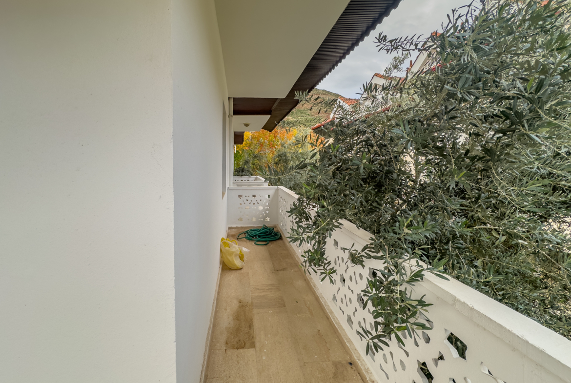 Marmaris İçmelerde Sahile 500m Tadilatlı 2+1 Daire