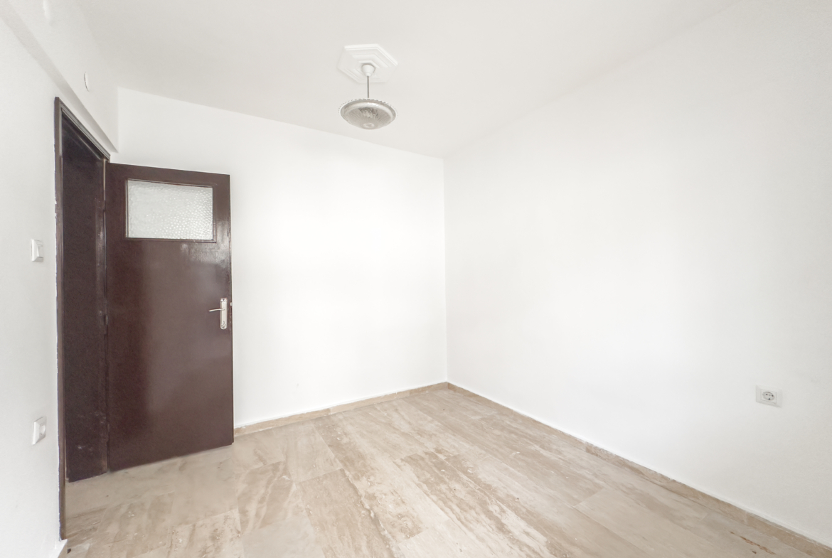 Marmaris İçmelerde Sahile 500m Tadilatlı 2+1 Daire