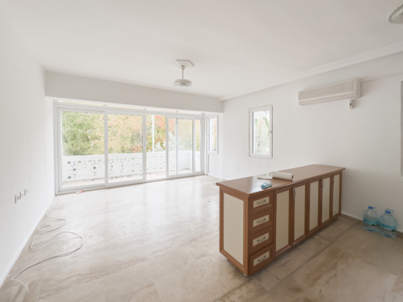 Marmaris İçmelerde Sahile 500m Tadilatlı 2+1 Daire