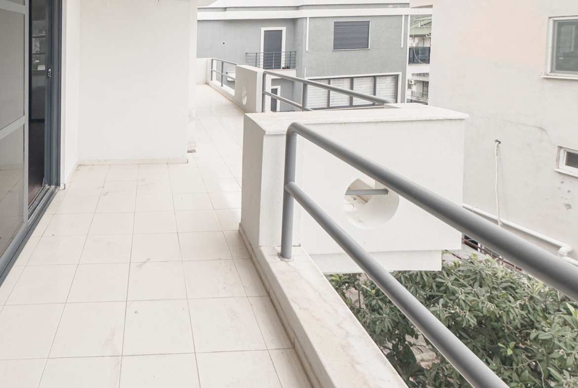 Marmaris Kemeraltı Mahallesi 2.Kat 130 m² 2 Bölüm Kiralık Ofis