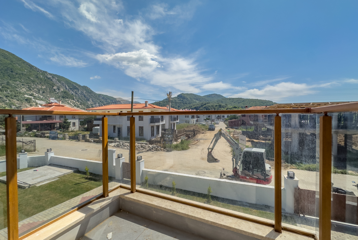 Akyaka Girişinde Gökova Mahallesinde Müstakil 3+1 Satılık Villa
