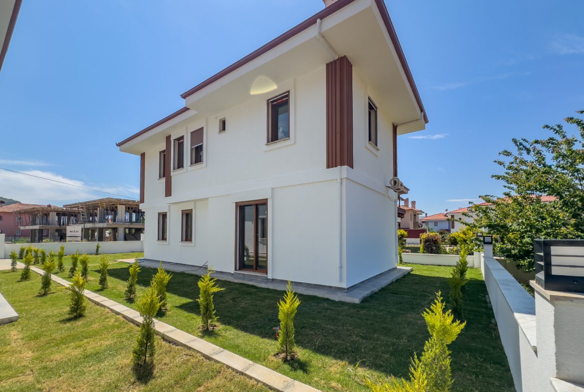 Akyaka Girişinde Gökova Mahallesinde Müstakil 3+1 Satılık Villa