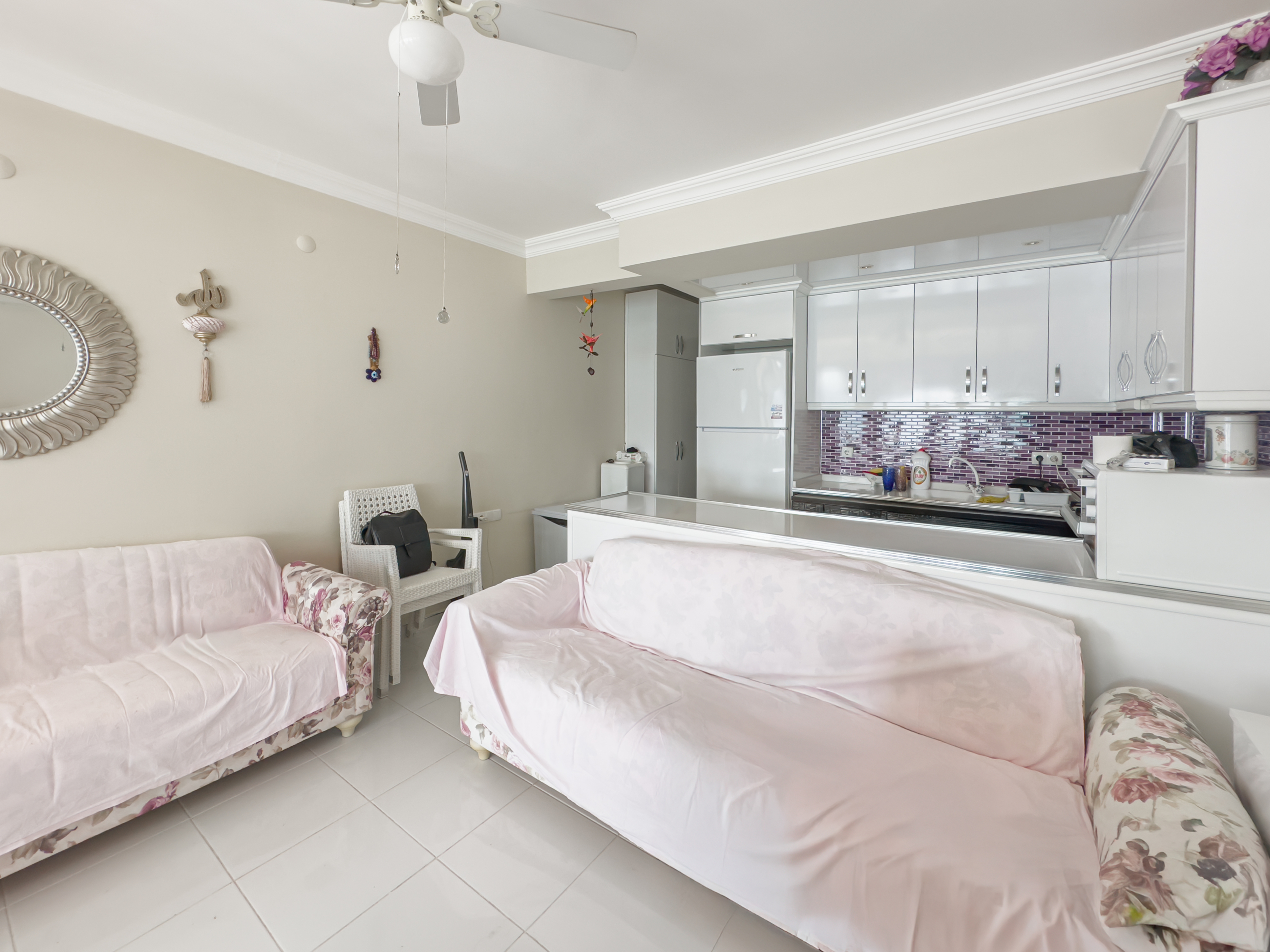 Marmaris Siteler Sahilde Özel Plajlı Deniz Manzaralı 1+1